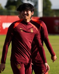 李新翔：争取下场比赛早点进入状态 这支队伍的精神属性比较强