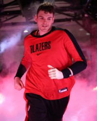 拓记：克林根仍是中锋位置的最优选 罗威伤多&amp;杨瀚森的篮板待考验